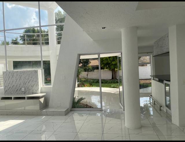 3 BEDROOM HOUSE FOR SALE IN DAINFERN GOLF ESTATE